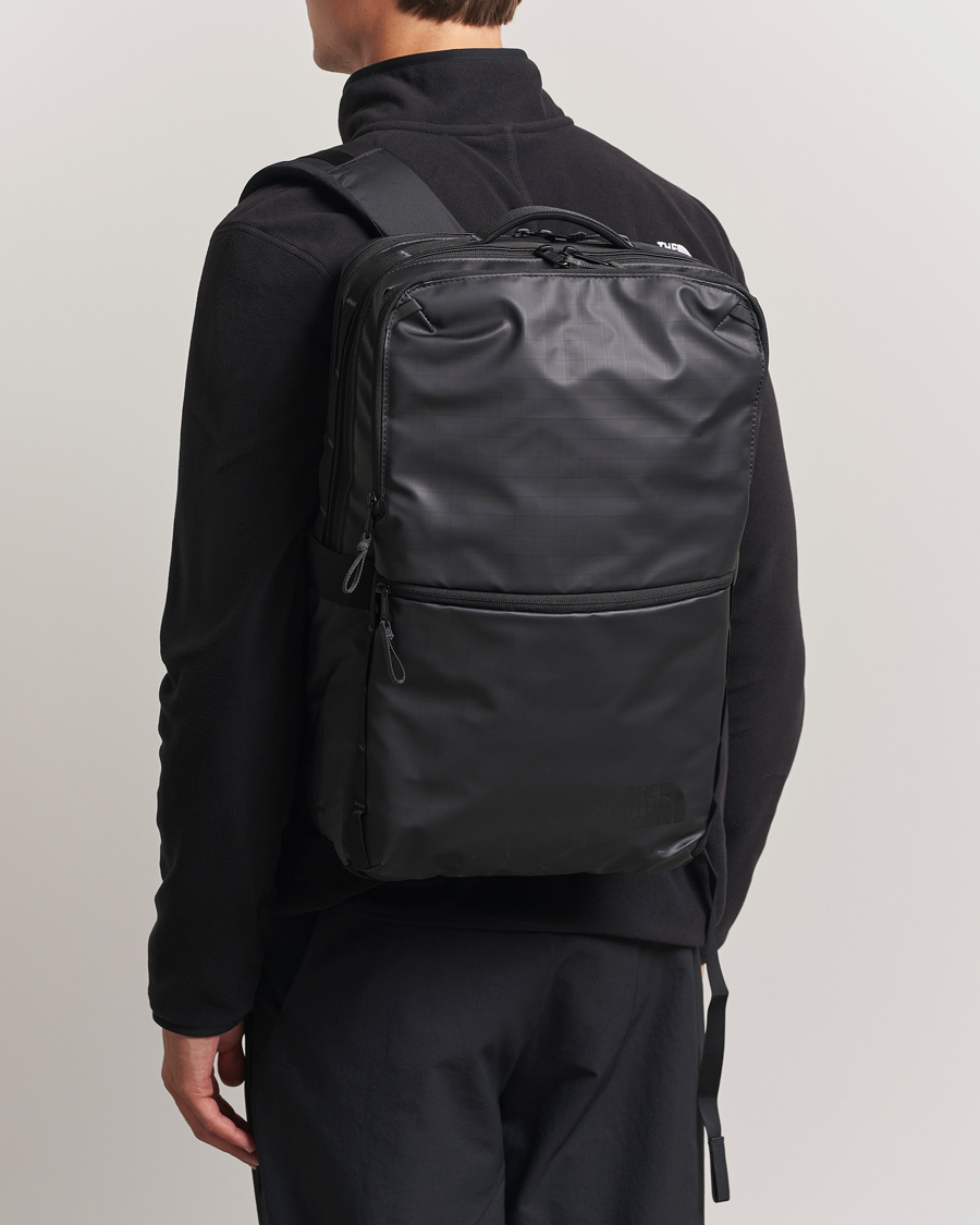 Men | Bags | The North Face | Base Camp Voyager Daypack Black