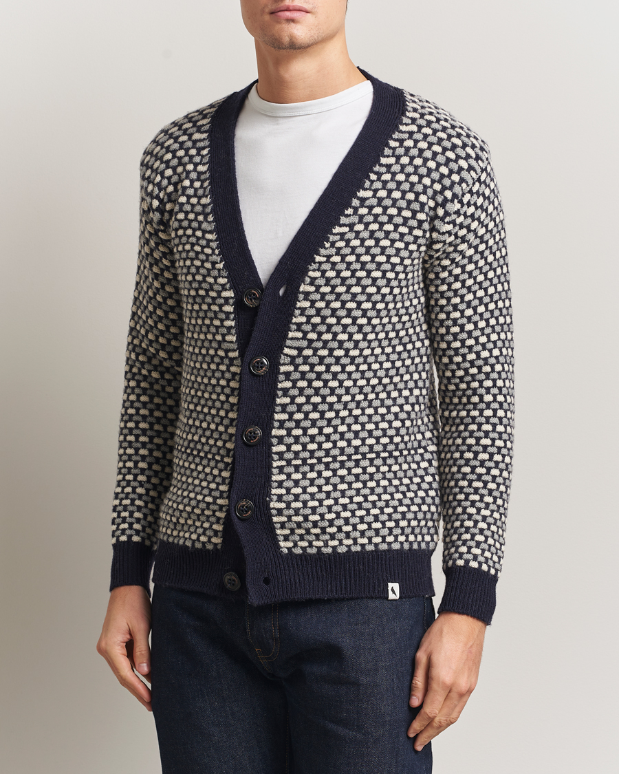 Men | Sweaters & Knitwear | Peregrine | Network Merino Cardigan Navy