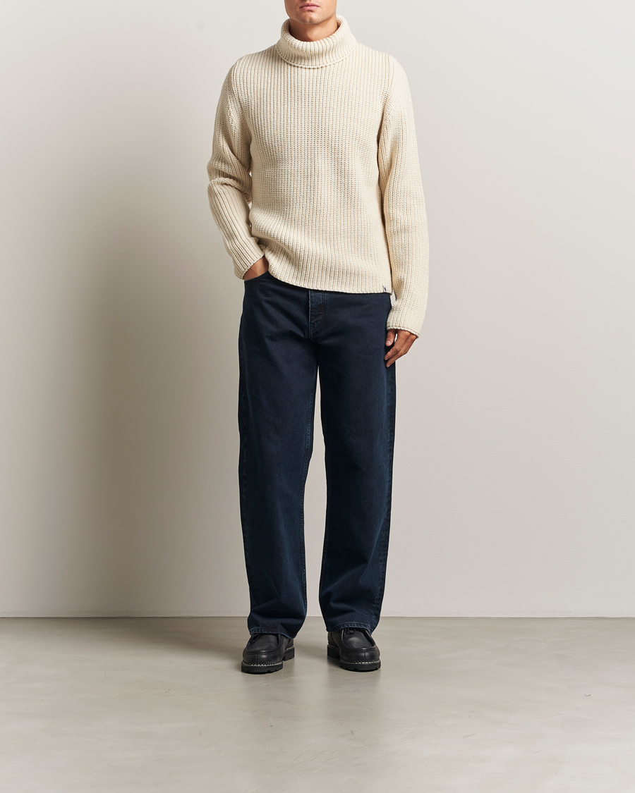 Men | Sweaters & Knitwear | Peregrine | Wilkinson Knitted Merino Rollneck Ecru