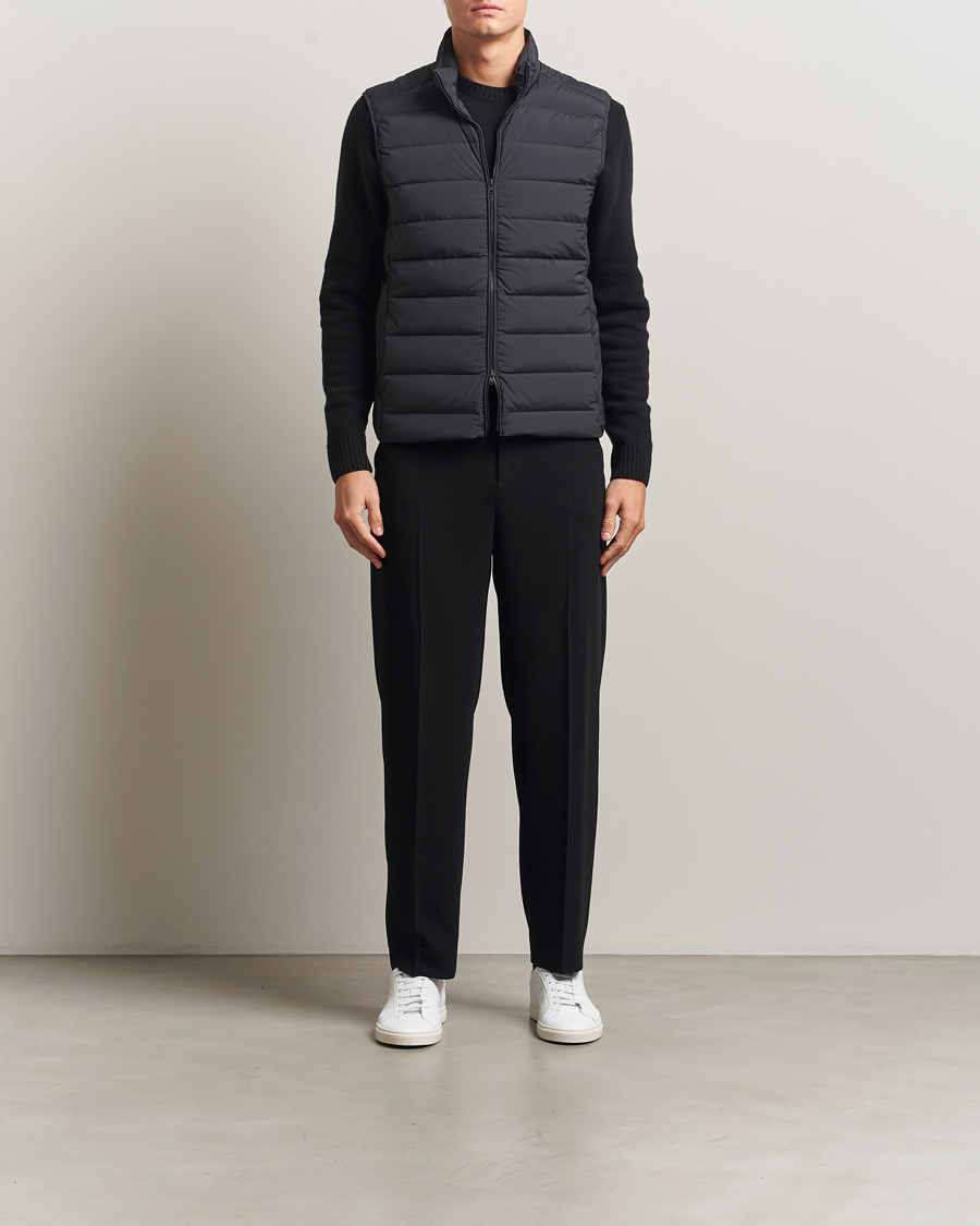 Men | Gilets | Scandinavian Edition | Ratio II Down Padded Vest Graphite