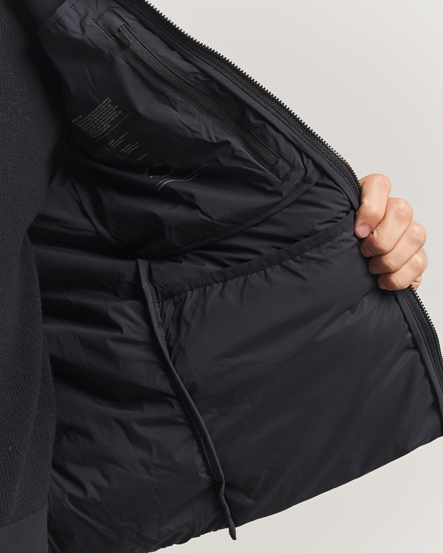 Men | Gilets | Scandinavian Edition | Ratio II Down Padded Vest Graphite