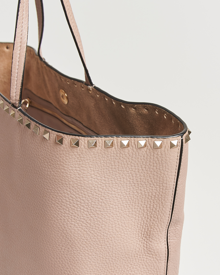 Men | Pre-Owned & Vintage Bags | Valentino Pre-Owned | Medium Rockstud Tote Bag Poudre