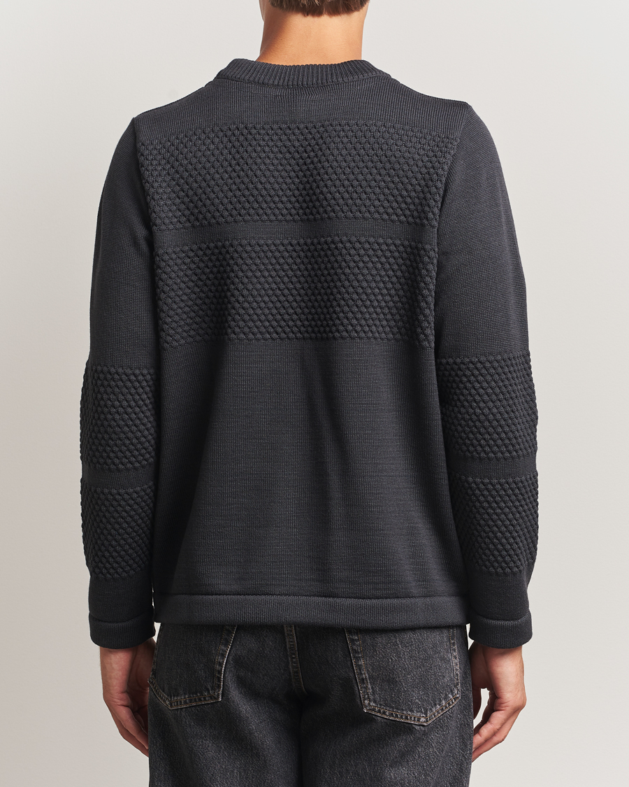 Men | Sweaters & Knitwear | S.N.S. Herning | Fisherman Wool Crew Neck Molten Grey