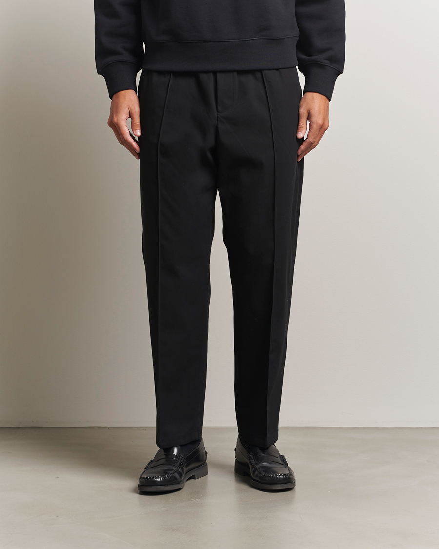 Men | Trousers | Maison Kitsuné | Cotton Twill Pleated Drawstring Trousers Black