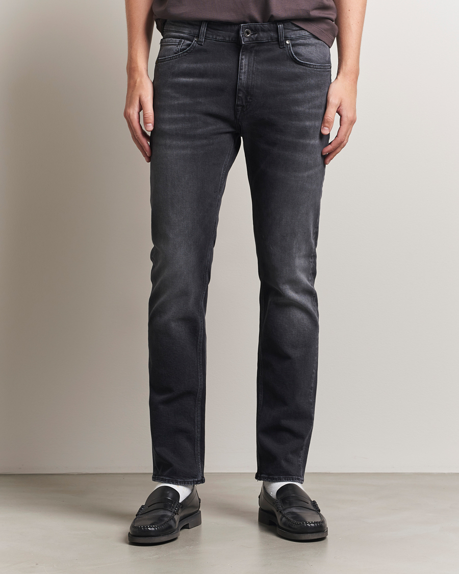 Men | Jeans | Tiger of Sweden | Des Jeans Washed Black