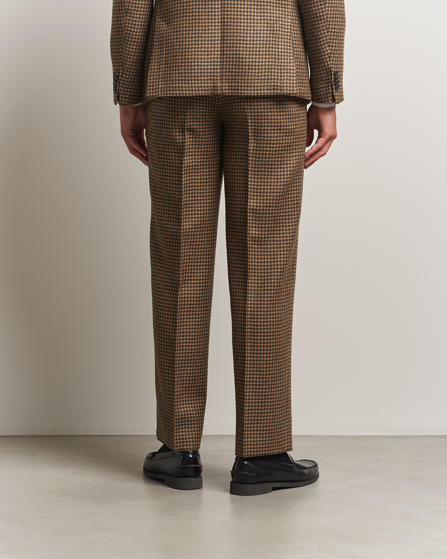Men | Trousers | Tiger of Sweden | Todne Swedish Wool Dogtooth Trousers Brown Olive