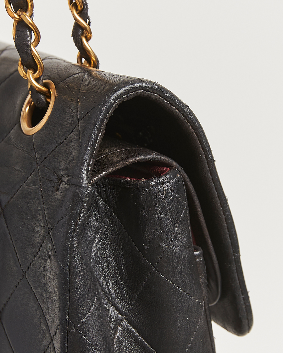 Men | Gifts for Her | Chanel Pre-Owned | Classic Double Flap Medium Lambskin Black