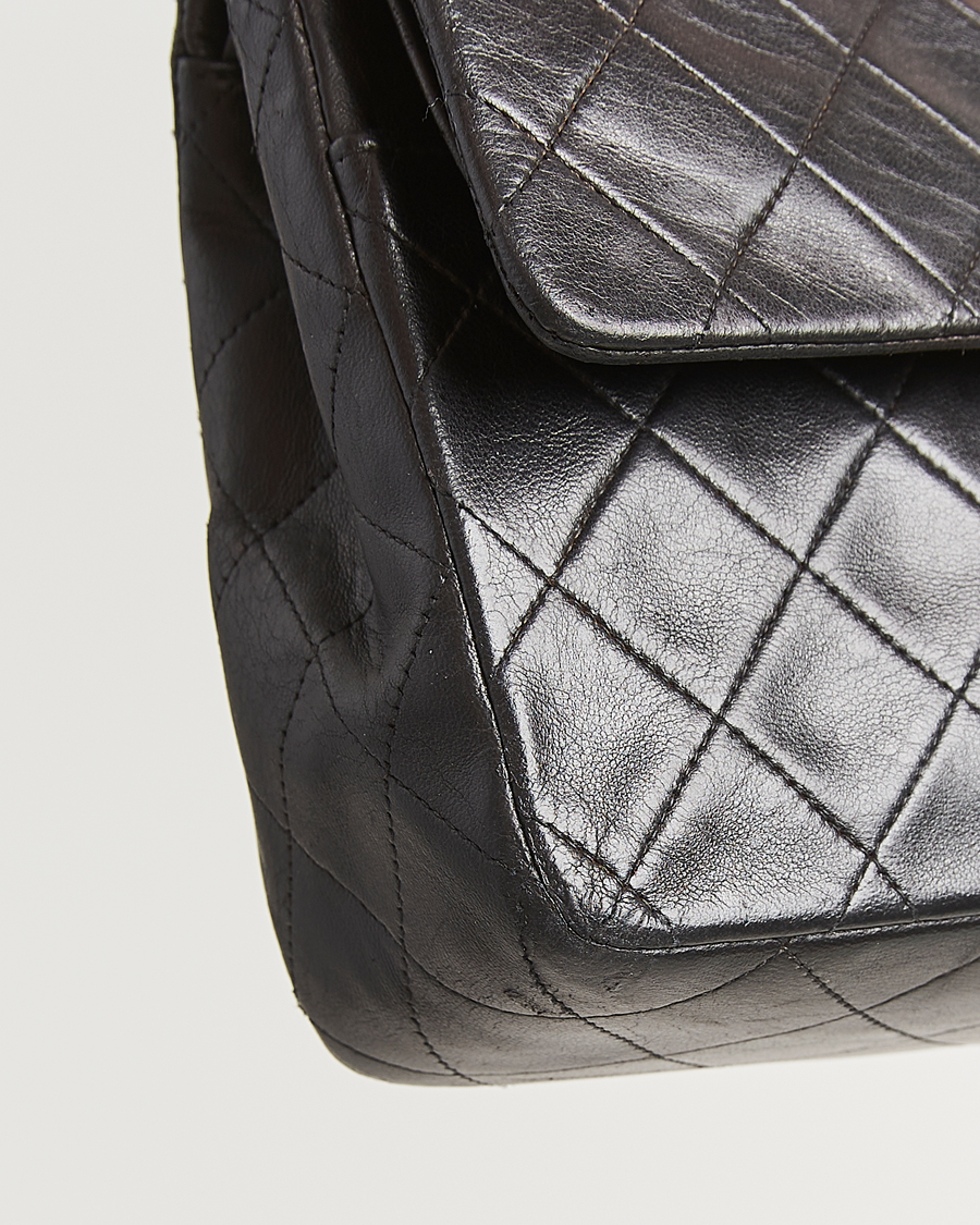 Men | Gifts for Her | Chanel Pre-Owned | Classic Double Flap Medium Lambskin Black
