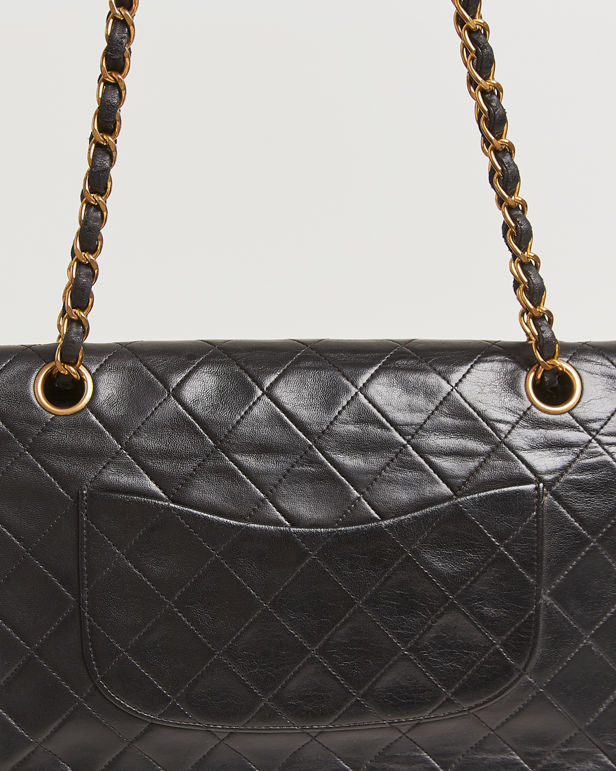 Men | Gifts for Her | Chanel Pre-Owned | Classic Double Flap Medium Lambskin Black