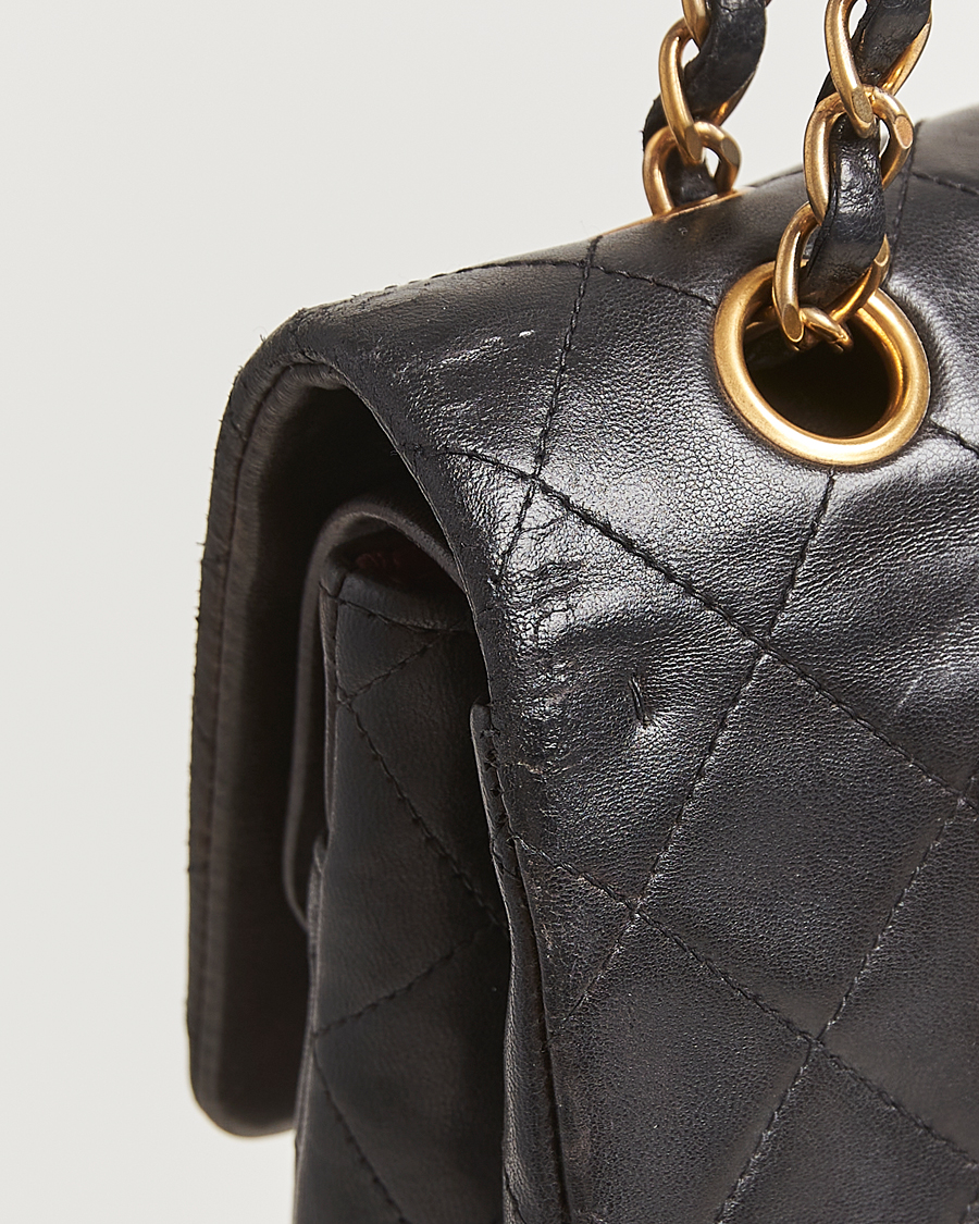 Men | Gifts for Her | Chanel Pre-Owned | Classic Double Flap Medium Lambskin Black