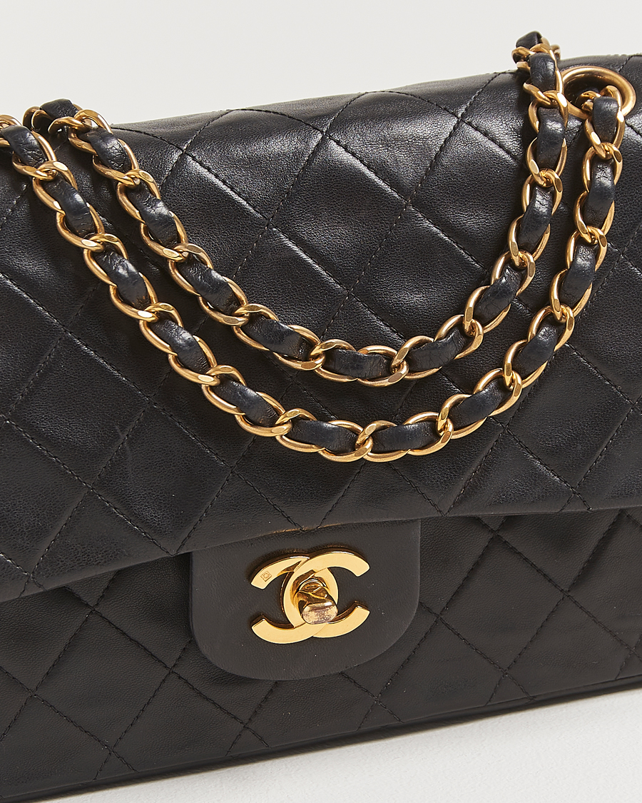 Men | Gifts for Her | Chanel Pre-Owned | Classic Double Flap Medium Lambskin Black