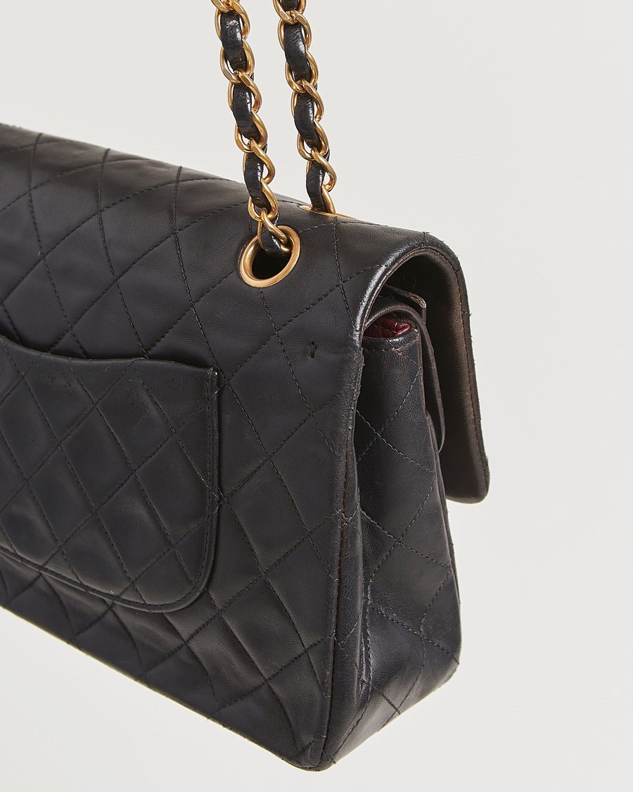 Men | Gifts for Her | Chanel Pre-Owned | Classic Double Flap Medium Lambskin Black