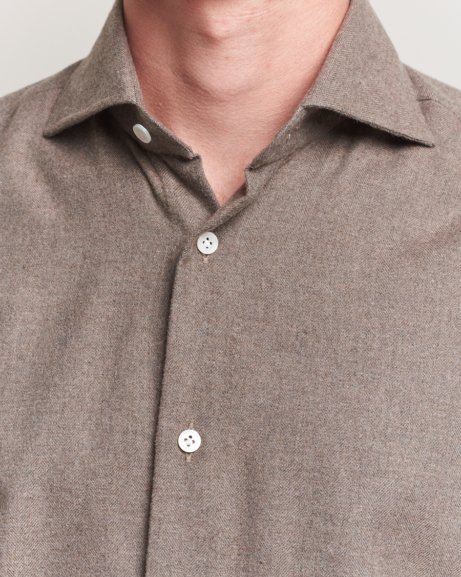 Men | Shirts | 100Hands | Herringbone Flannel Cut Away Shirt Caramel