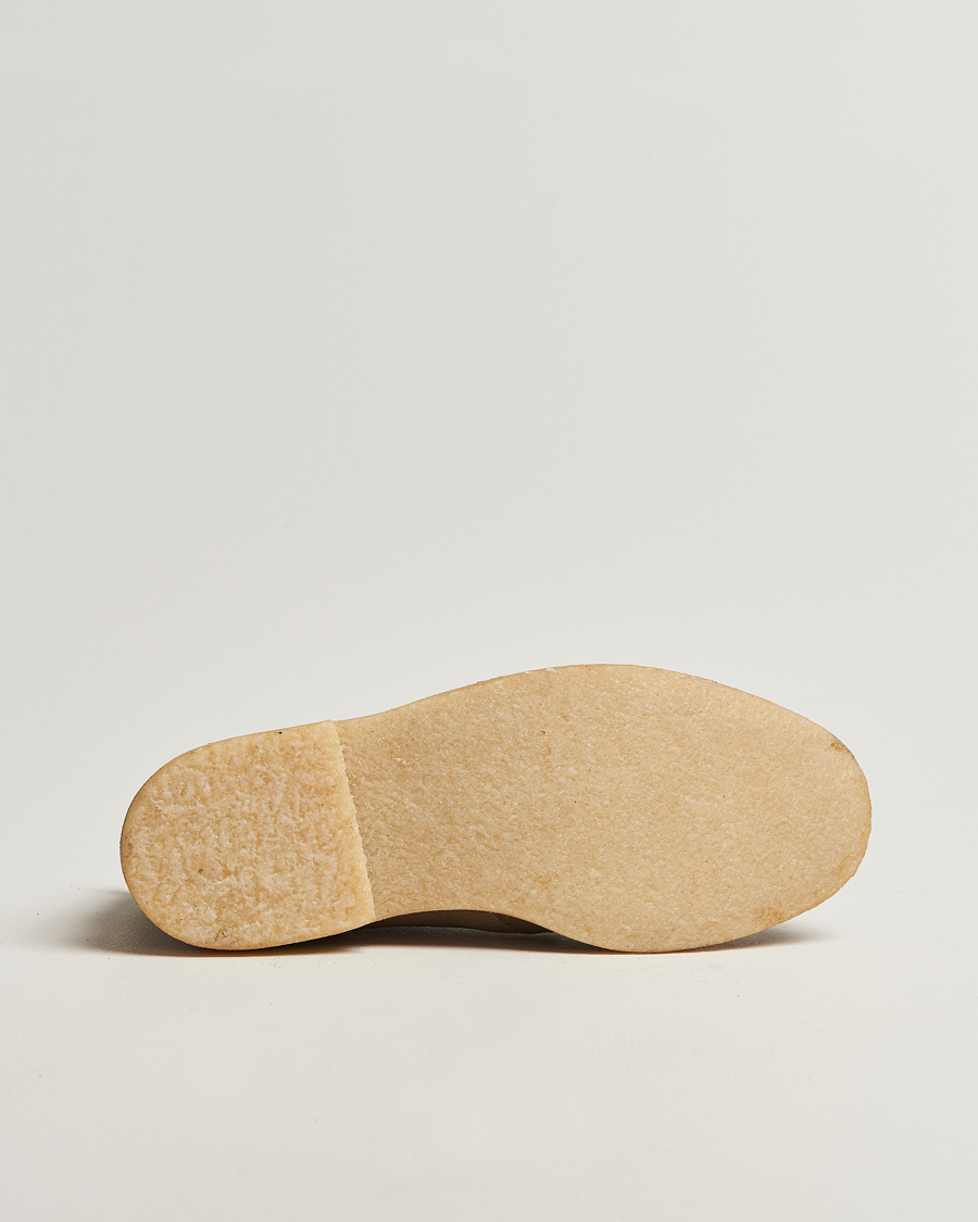 Men | Boots | Sanders | Bertie Crepe Sole Suede Chukka Dirty Buck