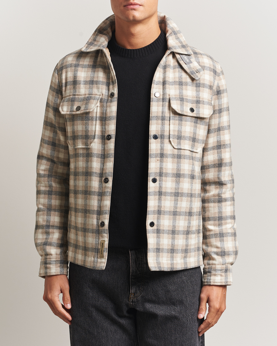 Men | Coats & Jackets | Woolrich | Alaskan Melton Wool Shirt Jacket Oatmeal Check