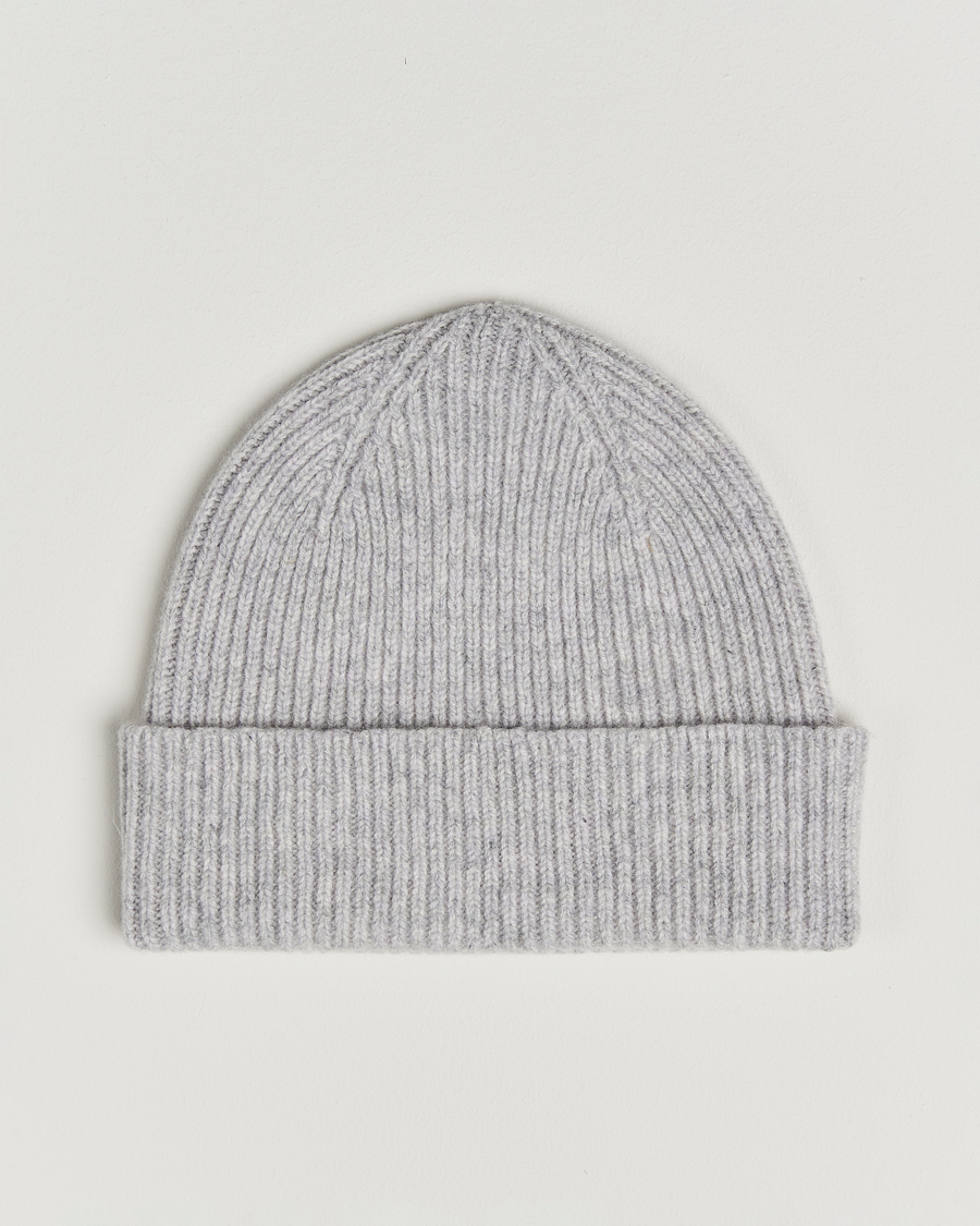 Men | Beanies | Robert Mackie | Clyde Lambswool Beanie Pearl Grey