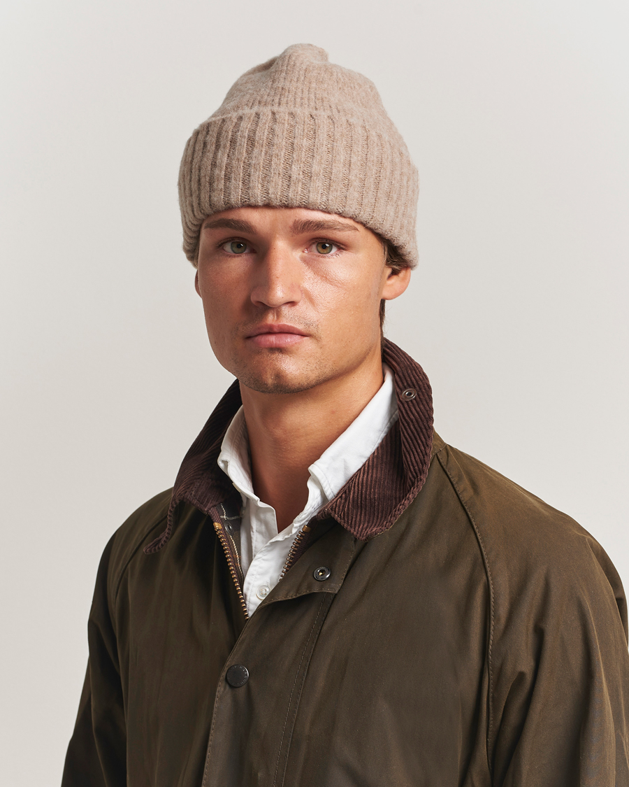 Men | Beanies | Robert Mackie | Rona Ribbed Shaggy Lambswool Beanie Sand