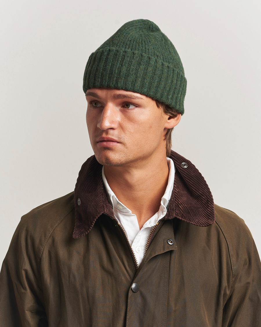 Men | Beanies | Robert Mackie | Rona Ribbed Shaggy Lambswool Beanie Green