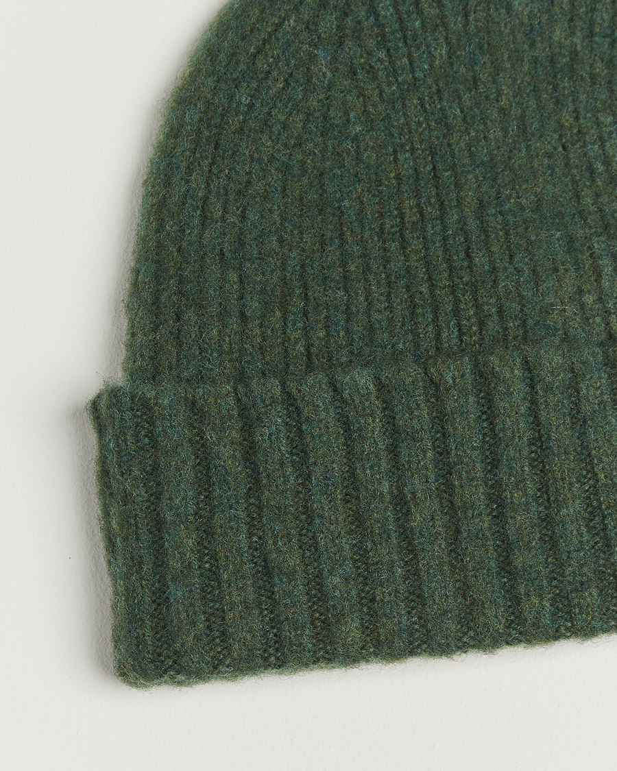 Men | Beanies | Robert Mackie | Rona Ribbed Shaggy Lambswool Beanie Green