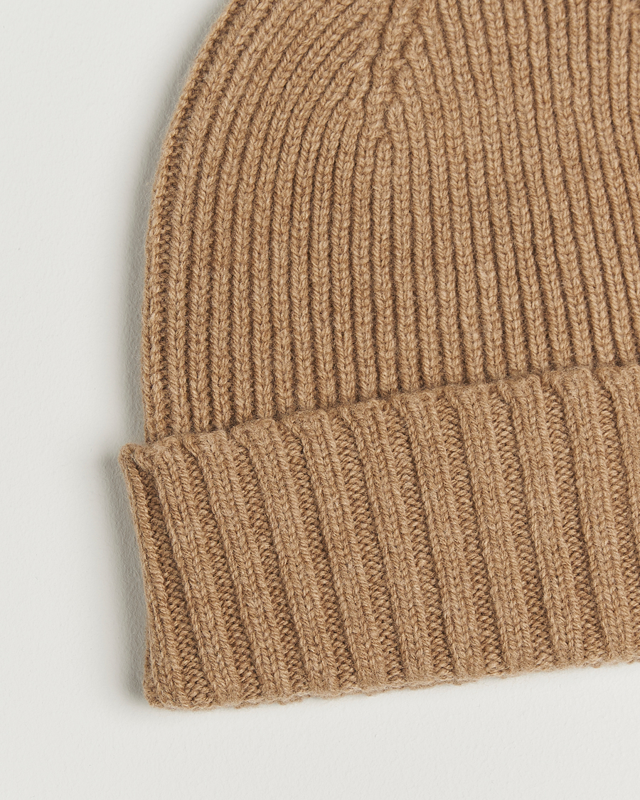 Men | Beanies | Robert Mackie | Kingswell Ribbed Wool/Cashmere Beanie Beige