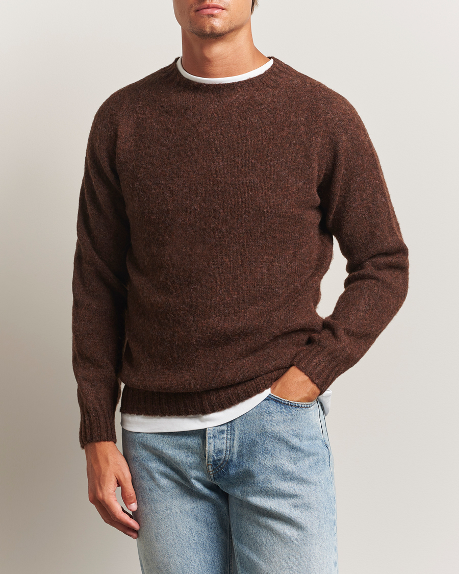 Men | Sweaters & Knitwear | Harley Of Scotland | Brushed Supersoft Lambswool Crewneck Marron
