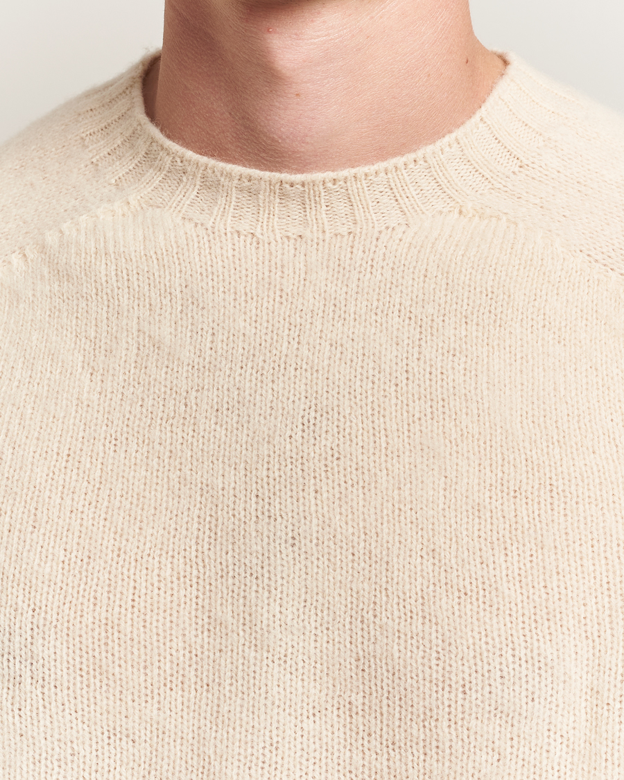 Men | Sweaters & Knitwear | Harley Of Scotland | Brushed Supersoft Lambswool Crewneck Vanilla