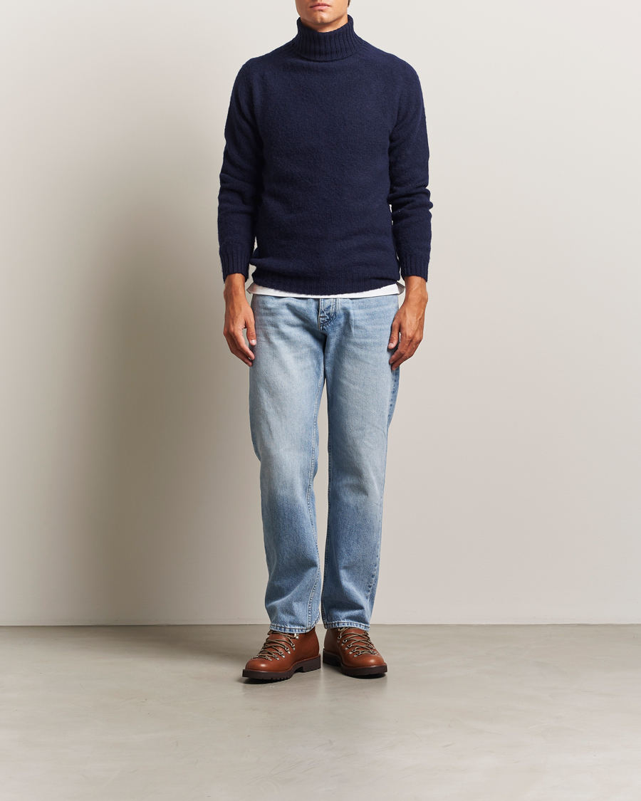 Men | Sweaters & Knitwear | Harley Of Scotland | Brushed Supersoft Lambswool Rollneck Navy