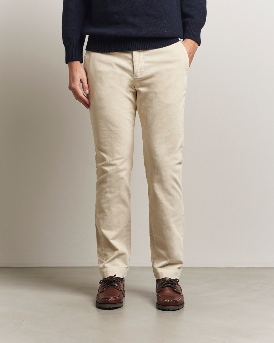 Men | Trousers | Morris | Jeffrey Cord Chinos Off White