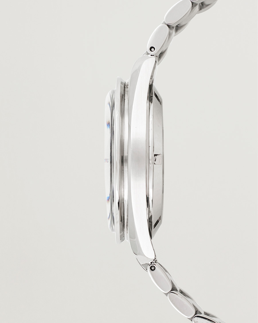 Men | Omega Pre-Owned Speedmaster Moonwatch  | Omega Pre-Owned | Speedmaster Moonwatch 