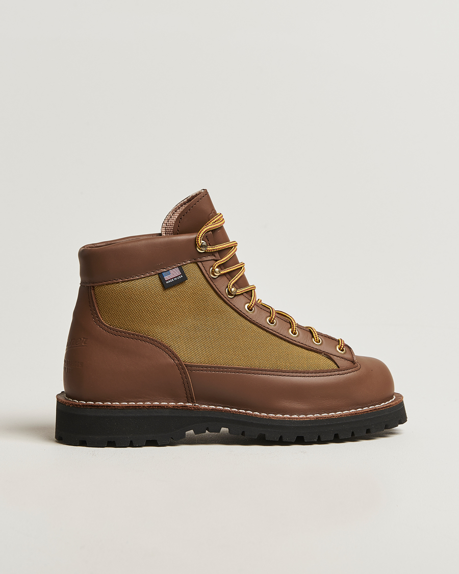 Men | Boots | Danner | Light GORE-TEX Boot Brown