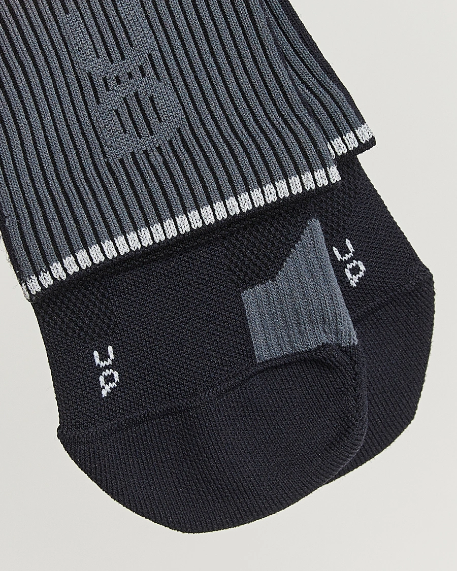 Men | Underwear & Socks | On | Performance Run Sock Mid Black
