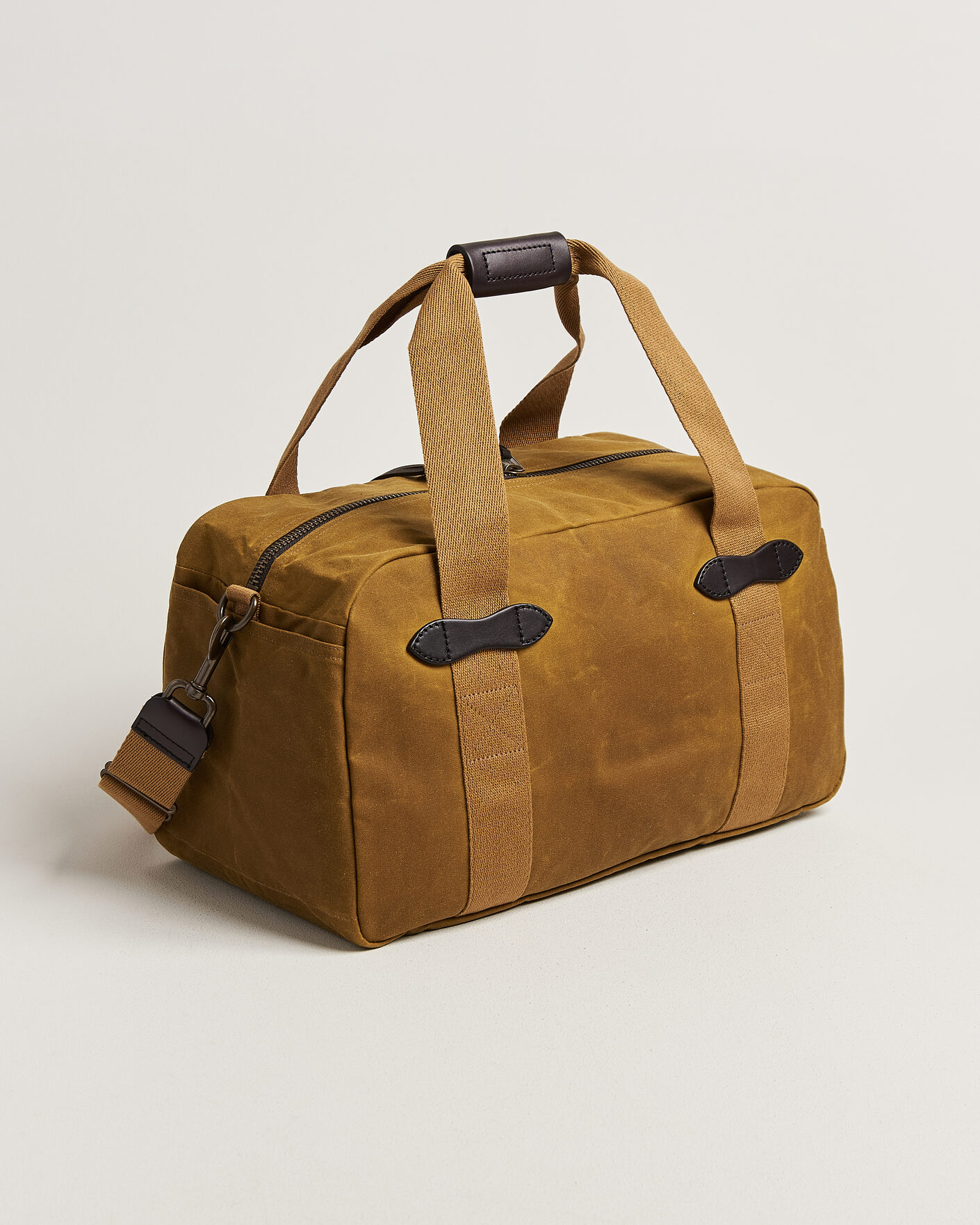 Men | Bags | Filson | Tin Cloth Small Duffle Tan