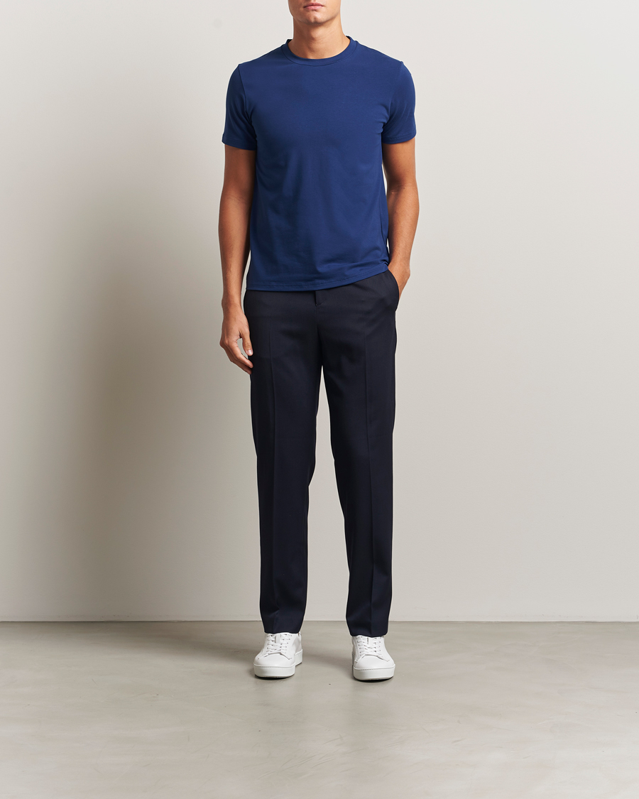 Men | T-Shirts | Filippa K | Soft Lycra T-Shirt Royal Navy