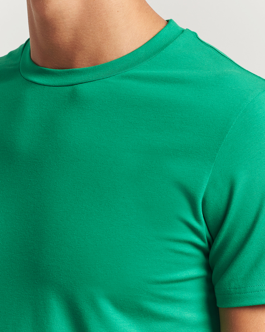 Men | T-Shirts | Filippa K | Soft Lycra T-Shirt Apple Green