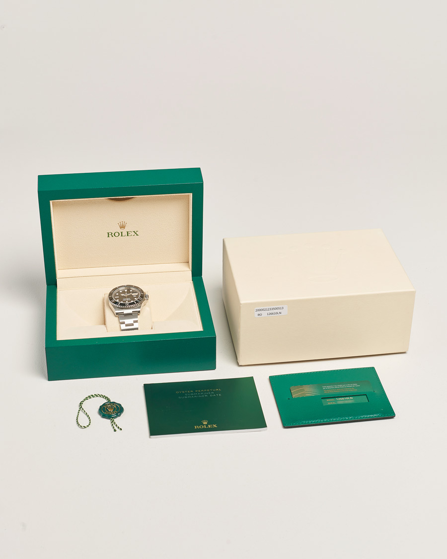 Men | Pre-Owned & Vintage Watches | Rolex Pre-Owned | Submariner Date