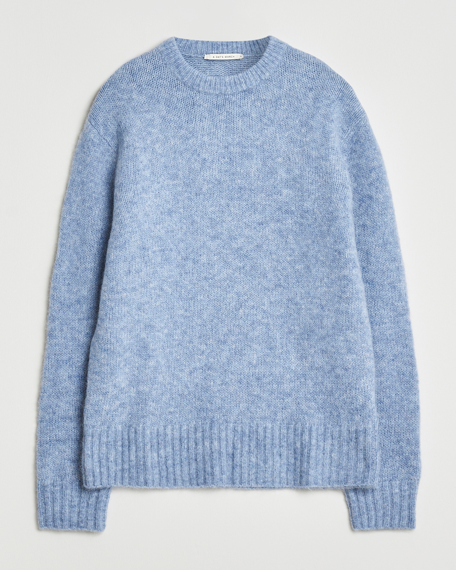Men | Sweaters & Knitwear | A Day's March | Tietar Mohair Sweater Light Blue