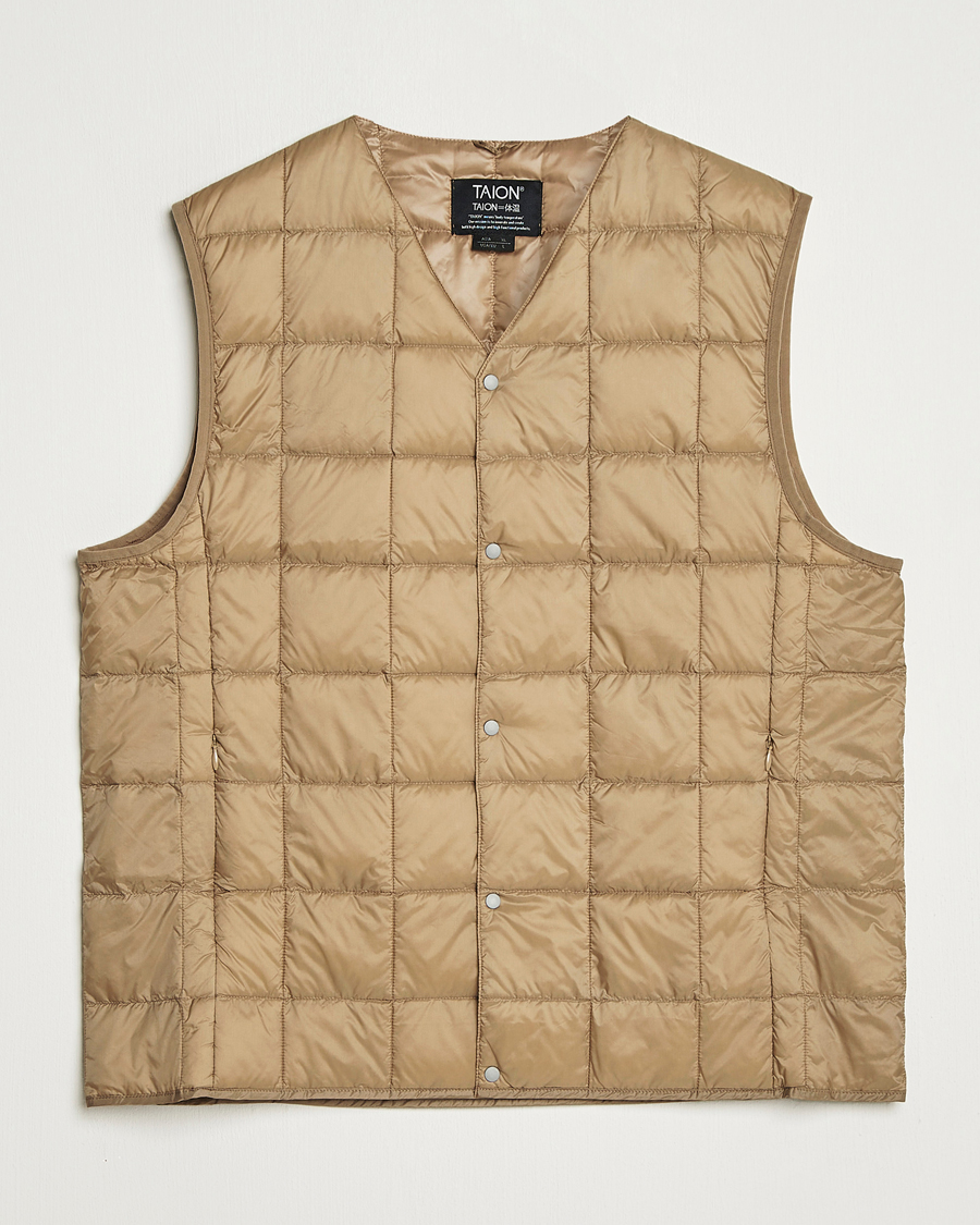 Men | Gilets | TAION | V-Neck Lightweight Down Vest Greige