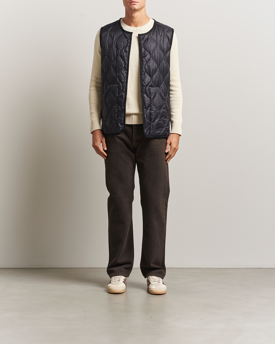 Men | Coats & Jackets | TAION | Military Crew Neck Down Vest Black