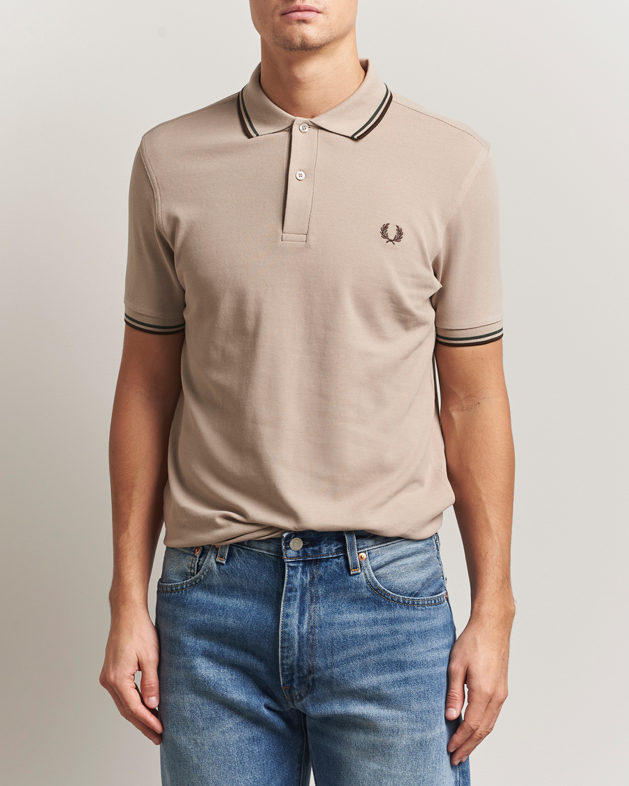 Men | Polo Shirts | Fred Perry | Twin Tipped Shirt Warm Oat