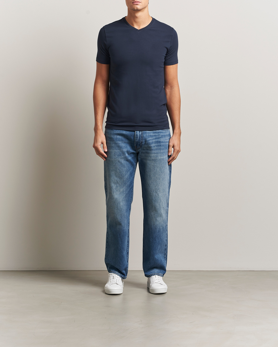 Men | T-Shirts | Falke | 2-Pack Cotton V-Neck T-Shirt Midnight