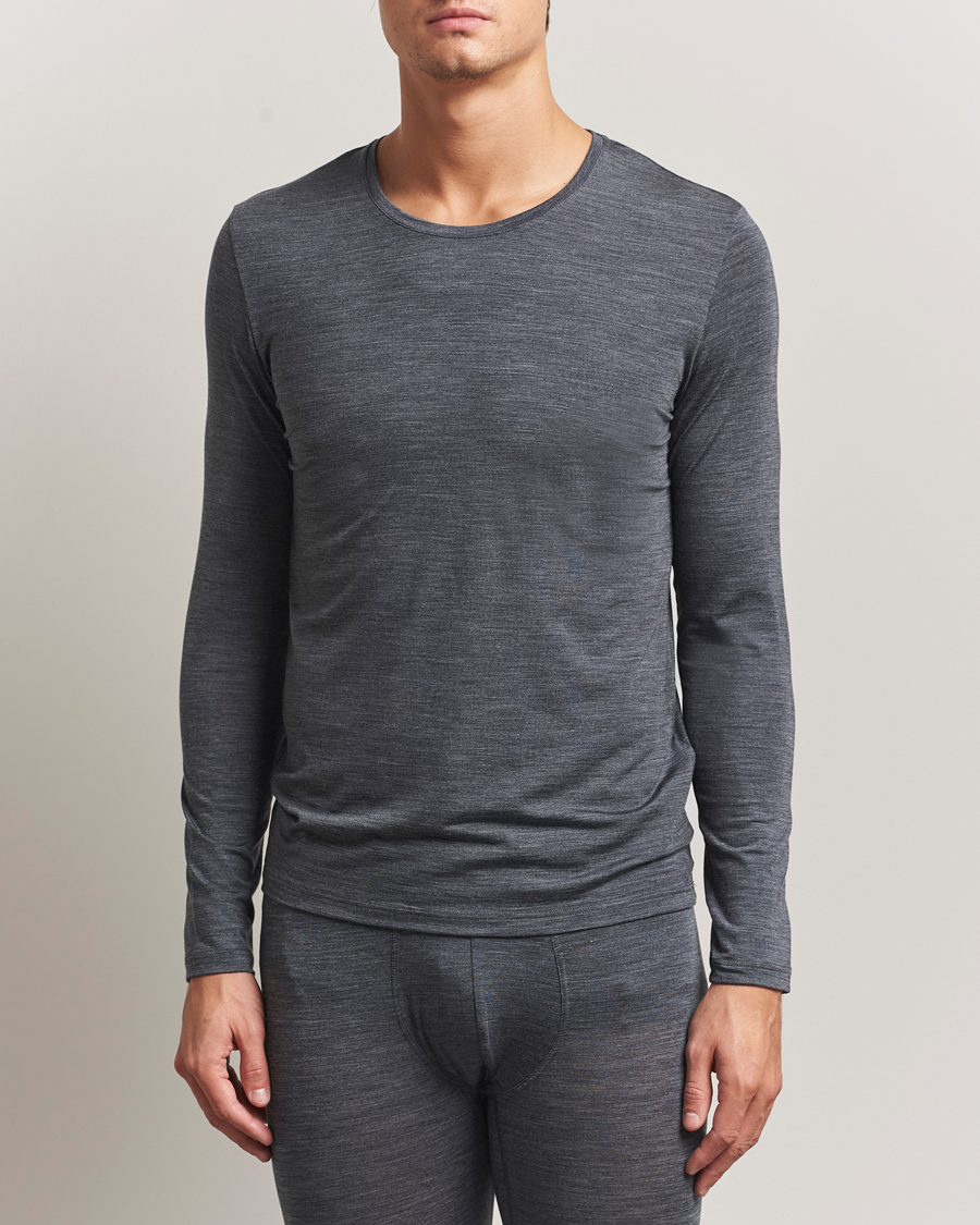 Men | T-Shirts | Falke | Clima Wool Wool Long Sleeve T-Shirt Dark Grey Heather