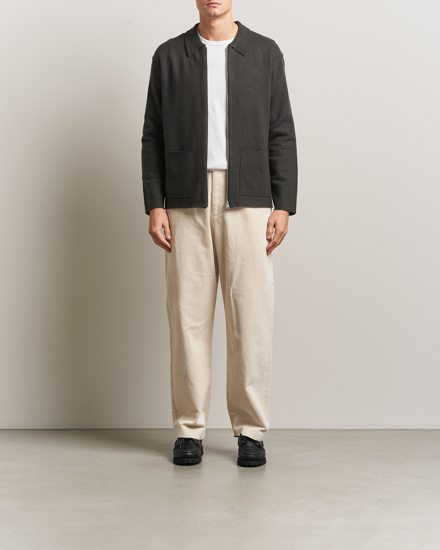 Men | Trousers | NN07 | Paw Relaxed Fit Corduroy Trousers Ivory