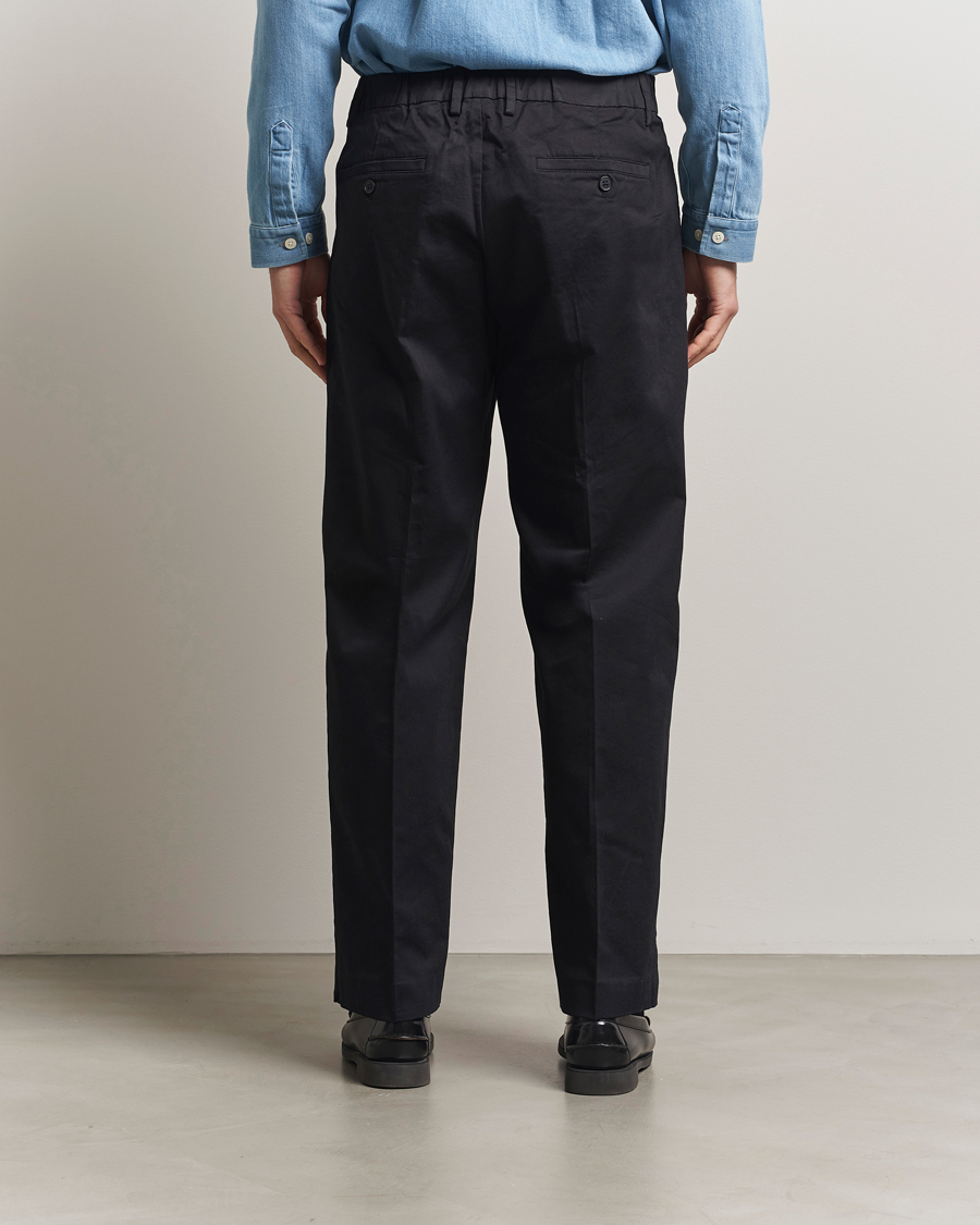Men | Trousers | NN07 | Kay Relaxed Fit Pleated Trousers Black