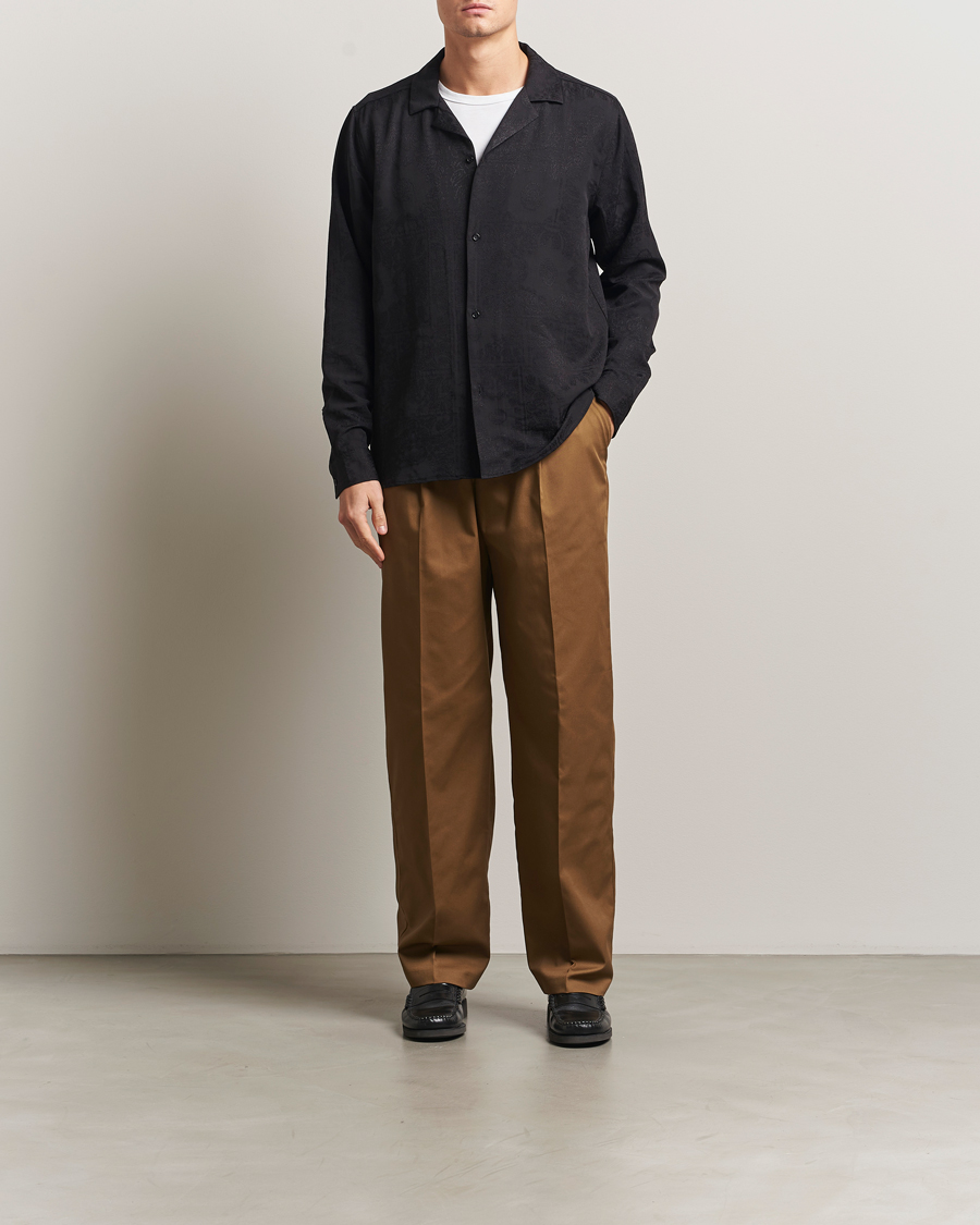 Men | Trousers | LES DEUX | Reece Pleated Heavy Twill Pant Dark Sand