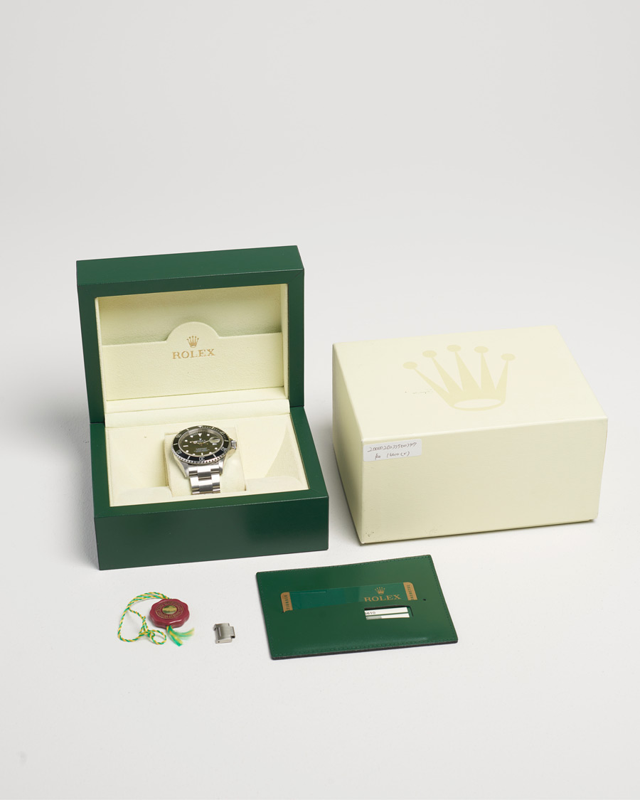 Men | Pre-Owned & Vintage Watches | Rolex Pre-Owned | Submariner Date
