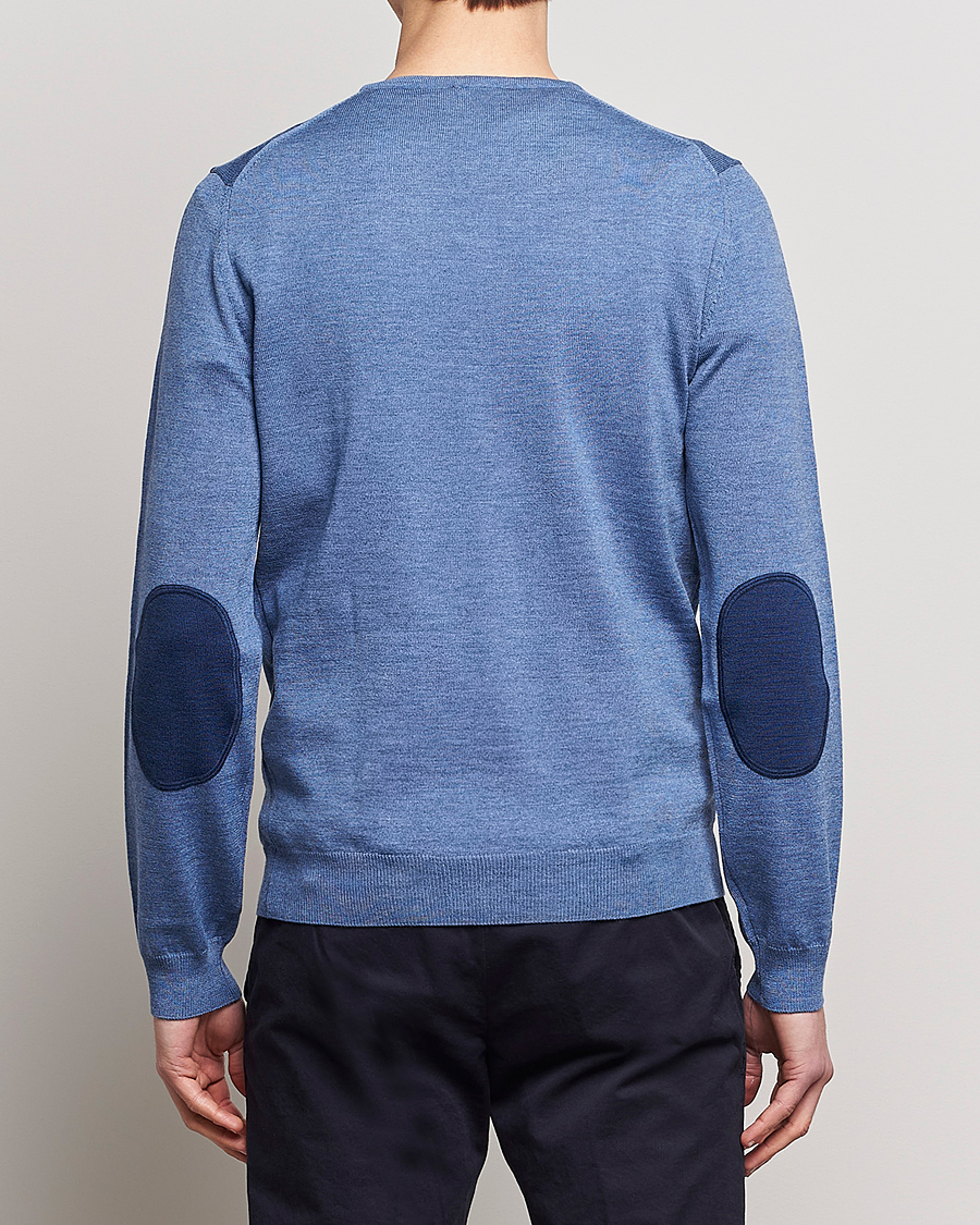 Men | Sweaters & Knitwear | Stenströms | Merino Patch V-Neck Light Blue/Blue