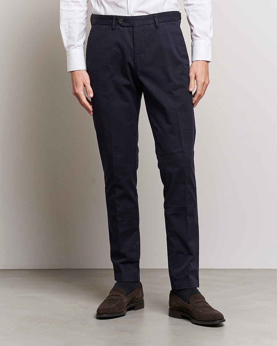Men | Trousers | Oscar Jacobson | Danwick Cotton Trousers Navy