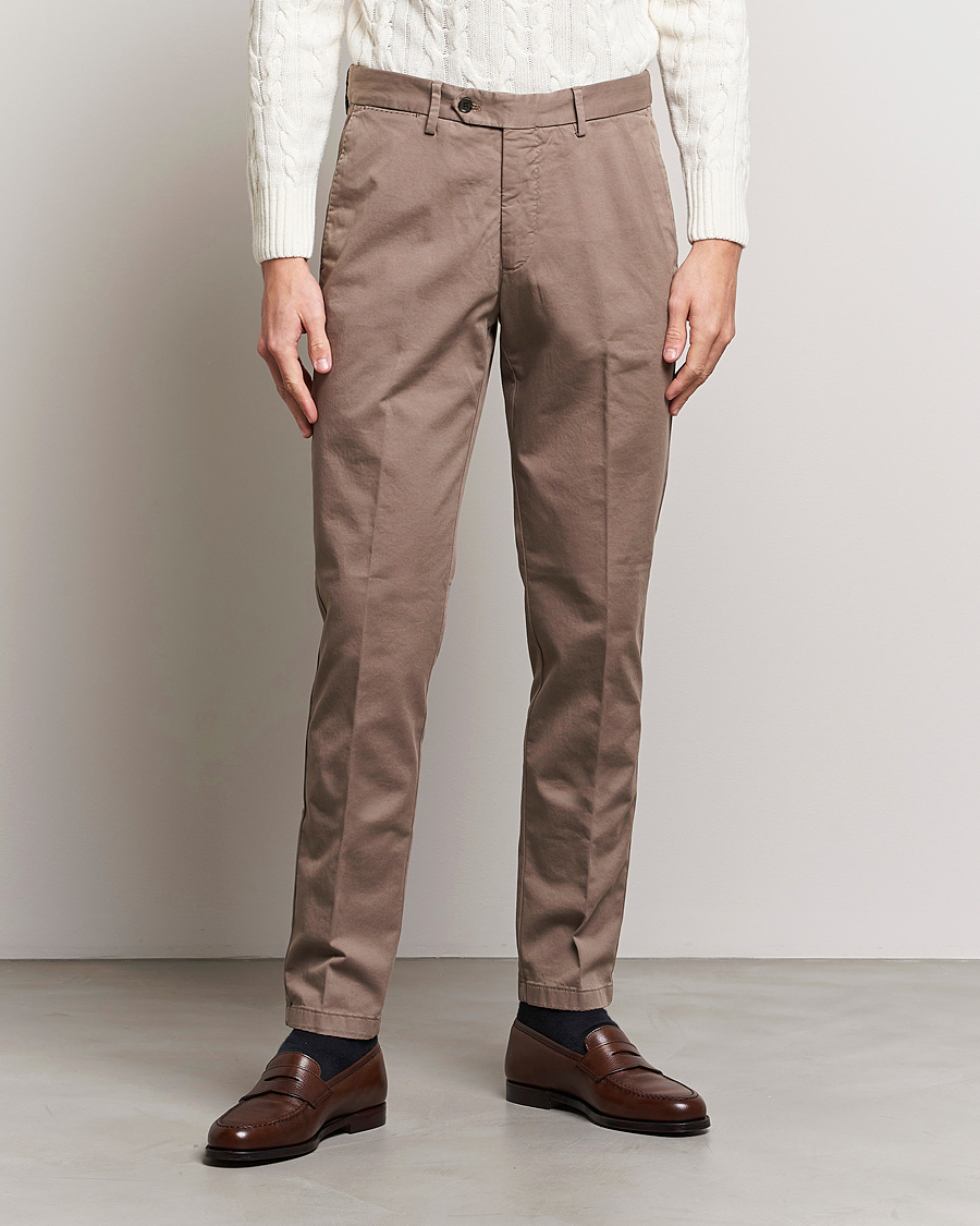 Men | Trousers | Oscar Jacobson | Danwick Cotton Trousers Light Brown