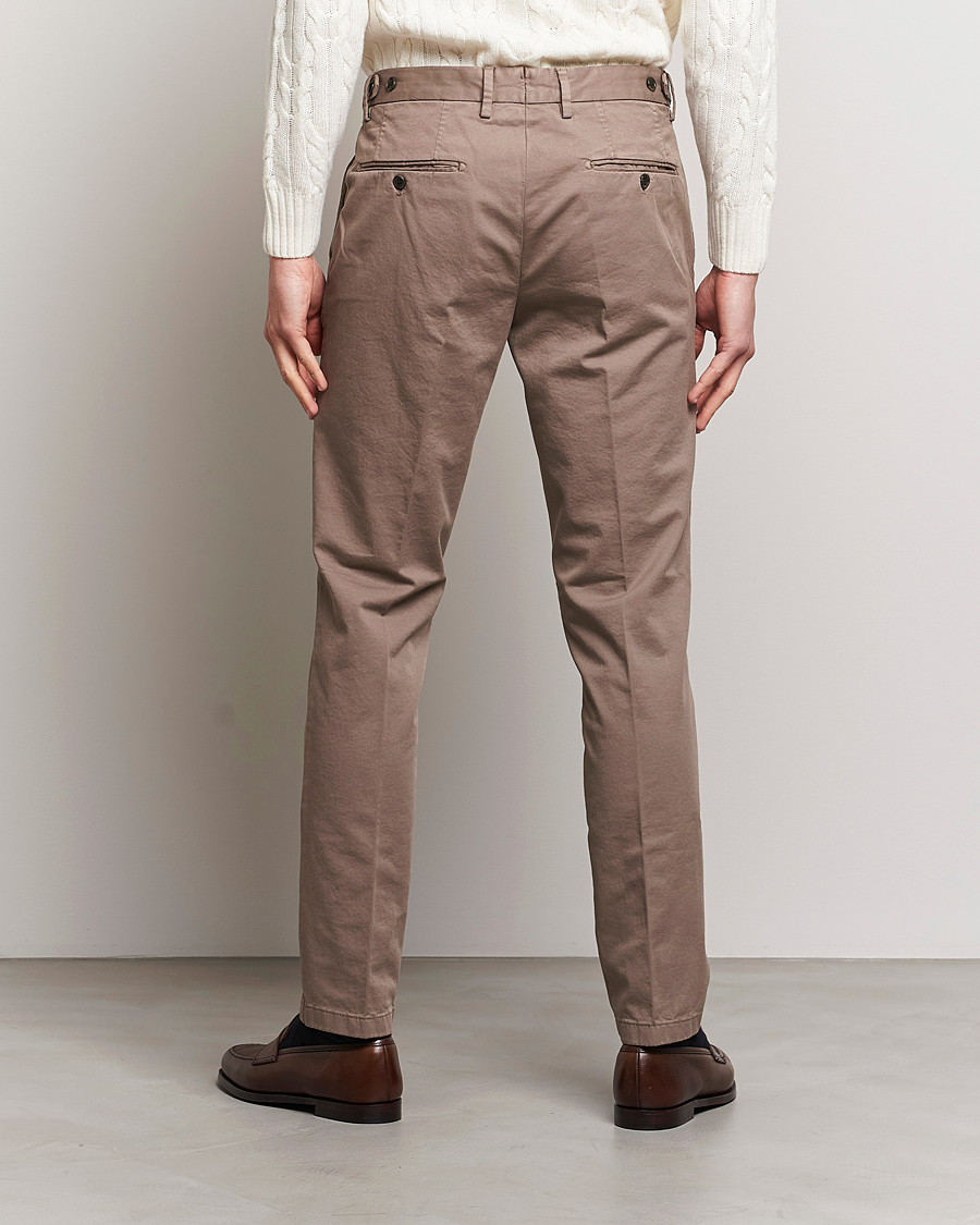 Men | Trousers | Oscar Jacobson | Danwick Cotton Trousers Light Brown