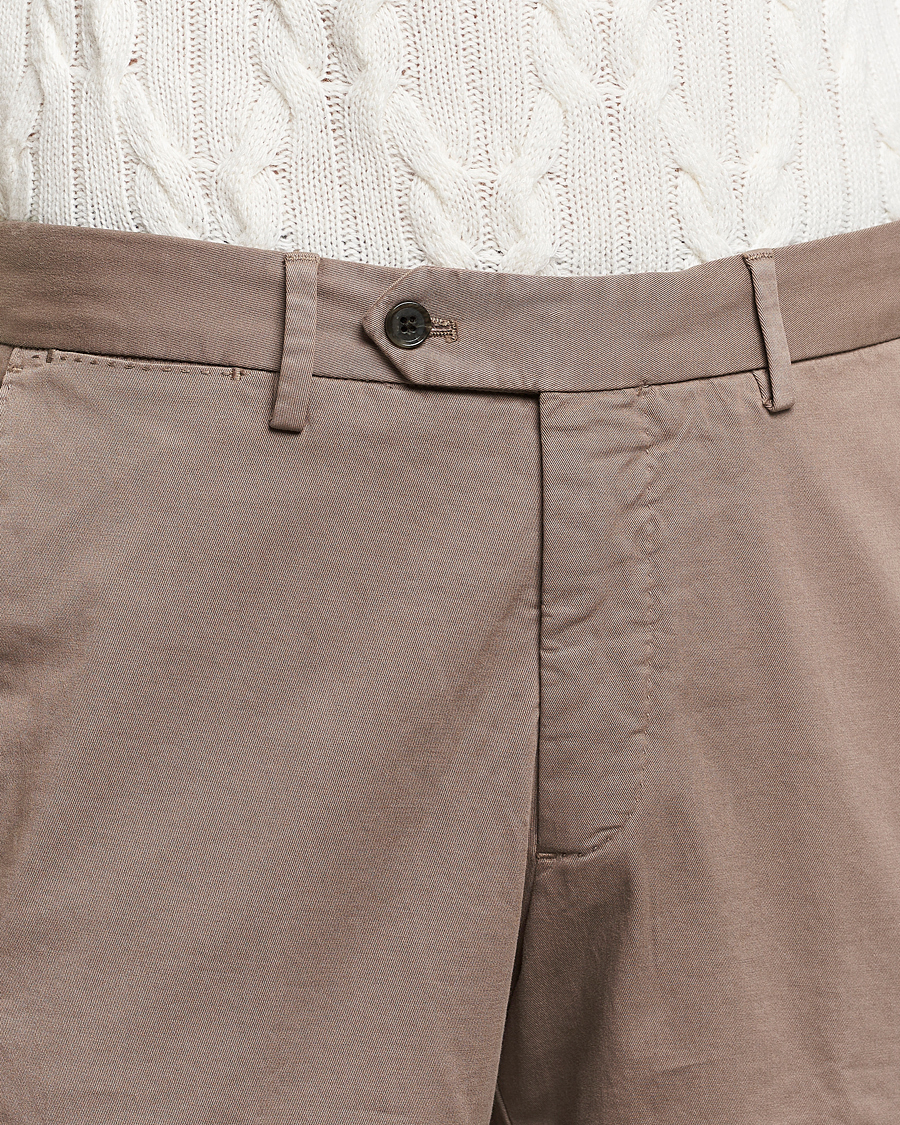 Men | Trousers | Oscar Jacobson | Danwick Cotton Trousers Light Brown